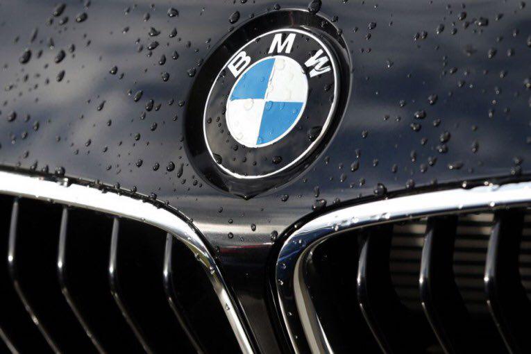رنگهای بدنه بی ام و 320i