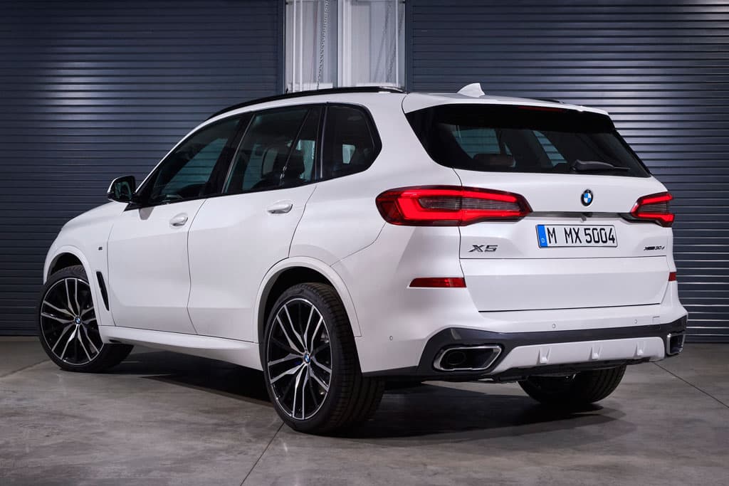 نمای-پشتی-بی-ام-و-ایکس-5