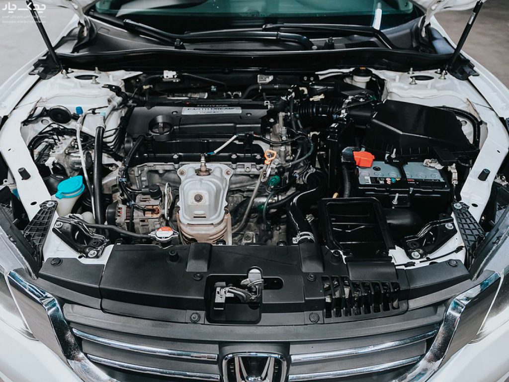 بررسی هوندا آکورد ویژگی های فنی خودروی هوندا آکورد