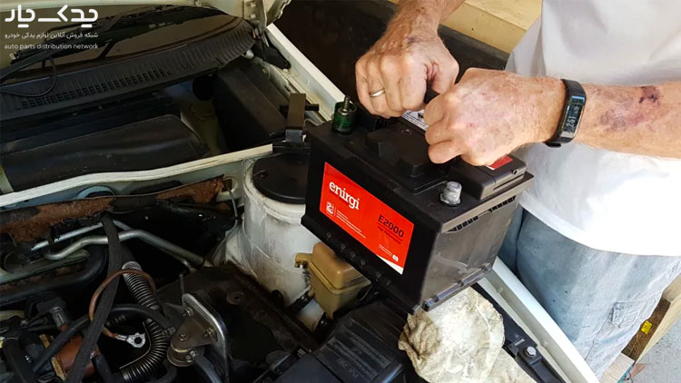 مشکلات استفاده از باتری آمپر پایین در خودرو چیست؟ مشکلات استفاده از باتری آمپر پایین در خودرو