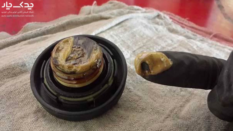 منظور از آب و روغن قاطی کردن ماشین چیست؟ علت آب روغن قاطی کردن ماشین