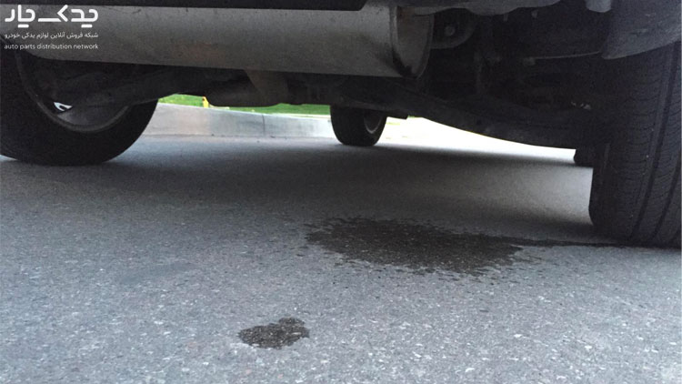 علت خارج شدن آب از اگزوز در حالت های مختلف ریختن آب سیاه از اگزوز نشانه چیست